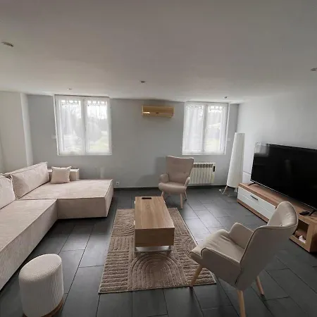 Mahloa Holiday home *